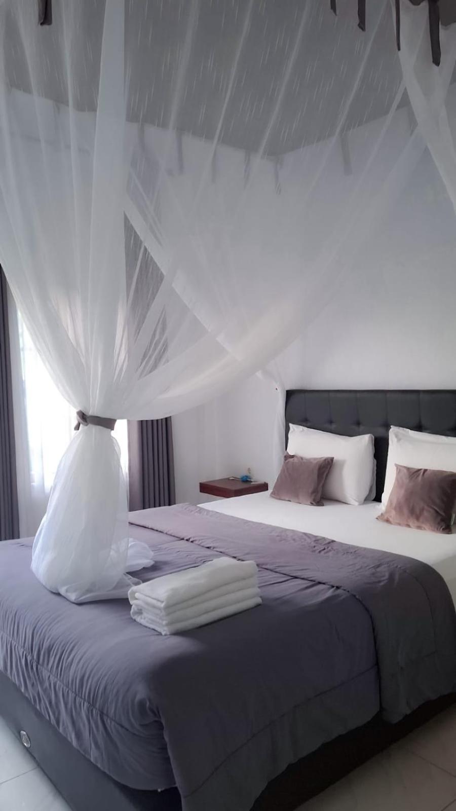 D Valeri Guest house